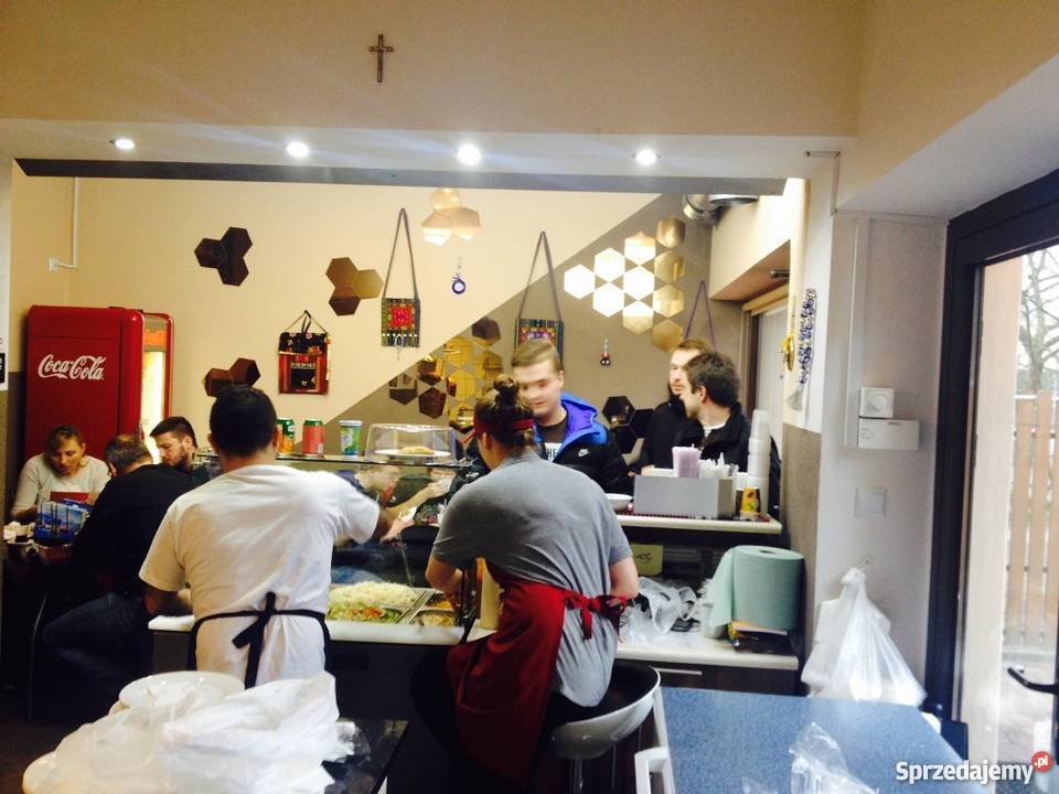 SPRZEDAM Z WYPOAZENIEM I UMEBLOWANY LOKAL KEBAB ogrzewanie Lokale użytkowe mazowieckie Podkowa Leśna