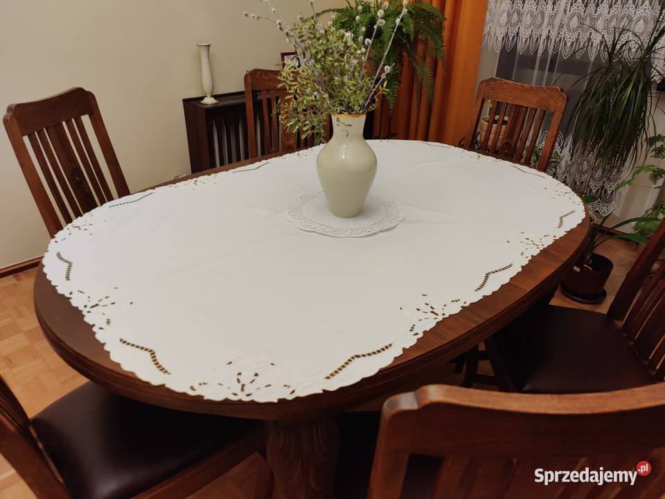 Obrus w kwiaty ecru ręcznie wykonany haft Lublin