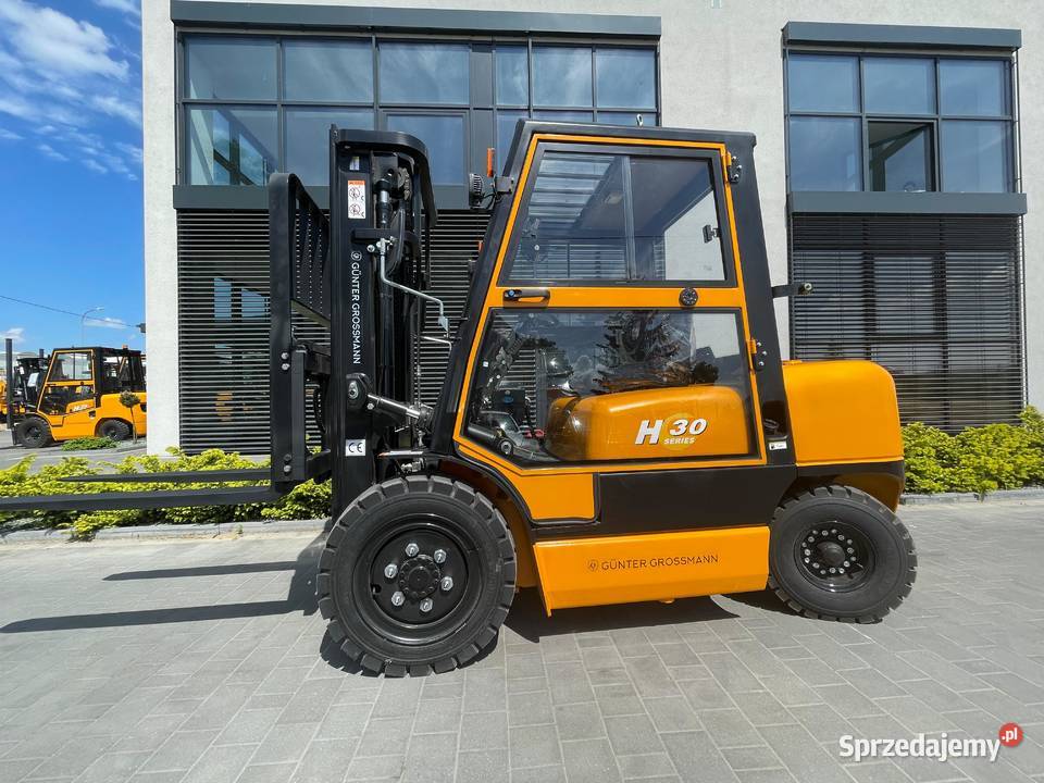 3T Nowy Wózek widłowy kabina triplex Motoryzacja sprzedam