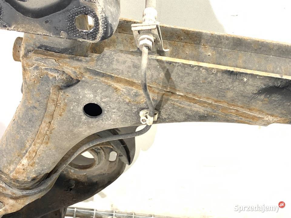 BELKA TYŁ SKODA RAPID Hatchback TYLNA