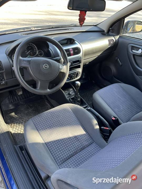 OPEL CORSA C 10 benzyna 2003 klimatyzacja Zarejestrowany w Polsce Zgierz