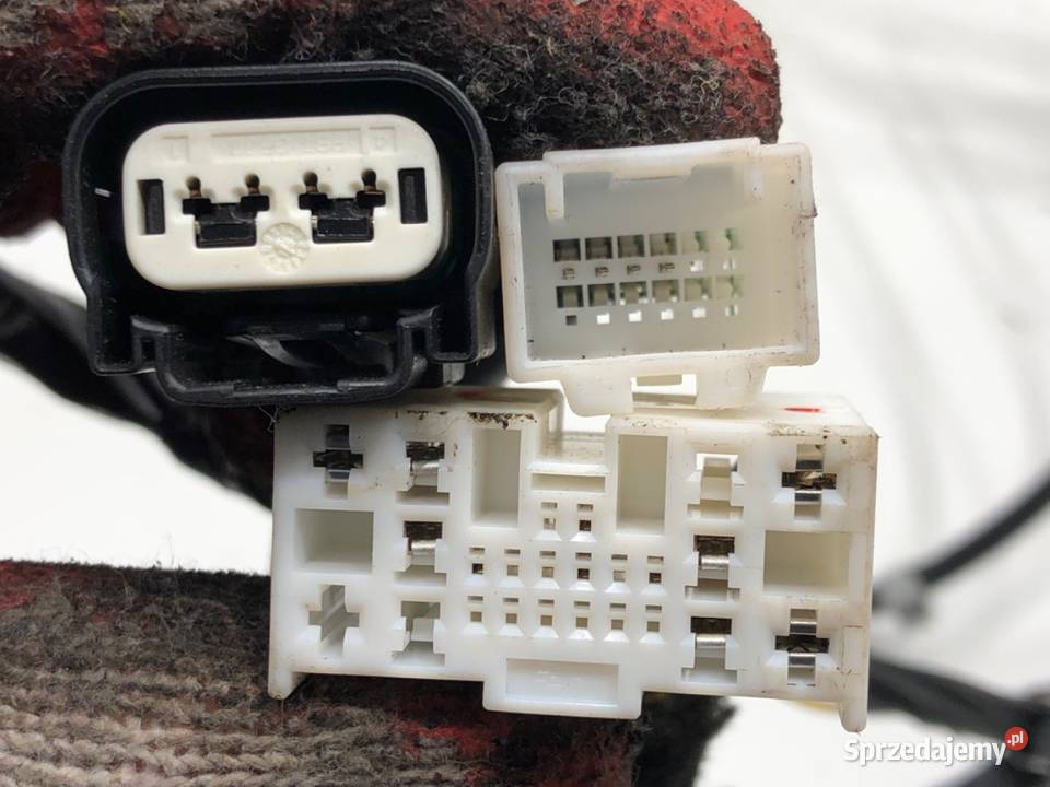 WIĄZKA KLAPY HYUNDAI i40 916813Z060 17 116