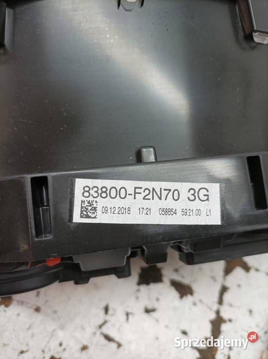 LICZNIK 83800F2N70 16 B 131 Toyota Corolla XI świętokrzyskie