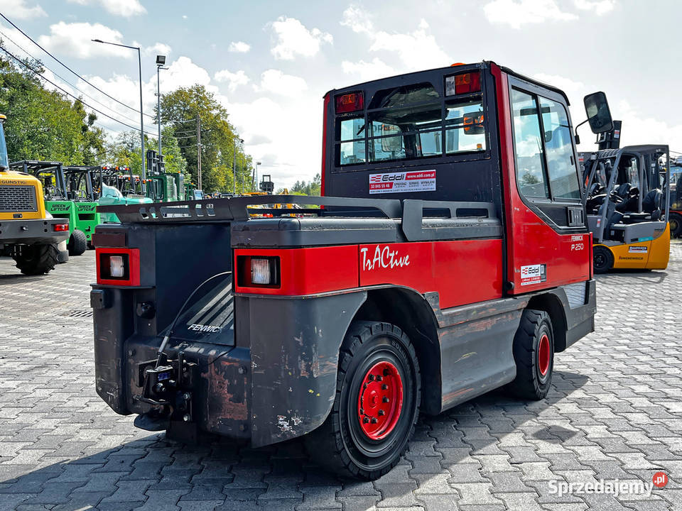Ciągnik terminalowy elektryczny pojazd Kęty sprzedam