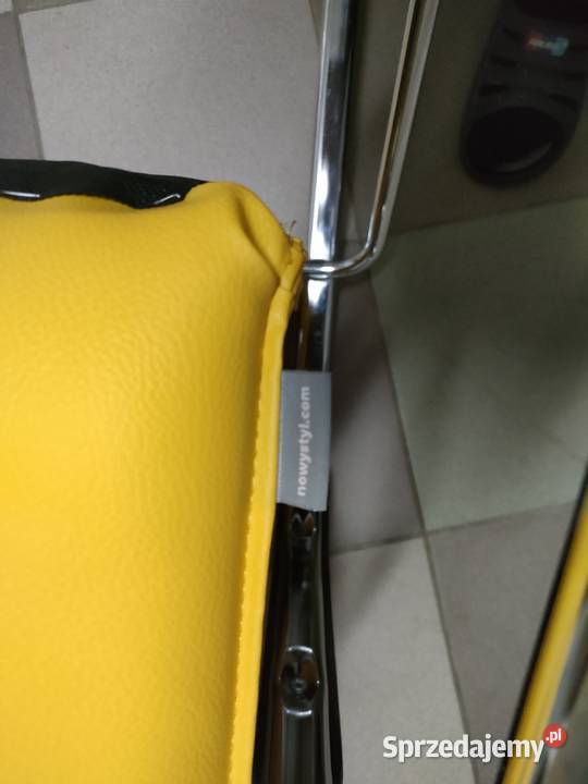 Krzesło firmy Nowy Styl kolor żółty Krzesła Tomaszów Mazowiecki sprzedam