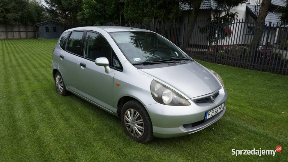 Honda Jazz zarejestrowany ubezpieczony Gwarancja centralny zamek lubuskie Zielona Góra