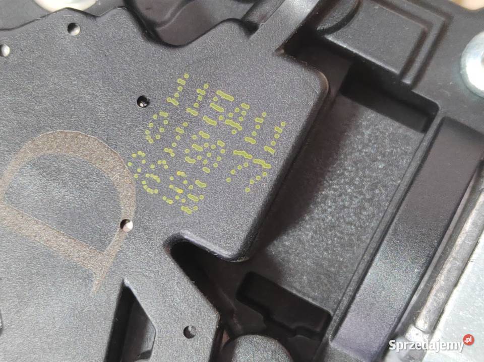 Silniczek Wycieraczki Tył Citroen DS7 1722