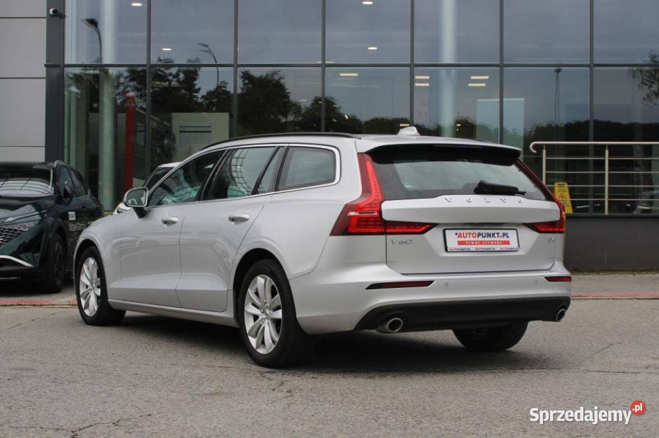 Volvo V60 2021r Carplay LED Kamera Tempomat FV23 małopolskie