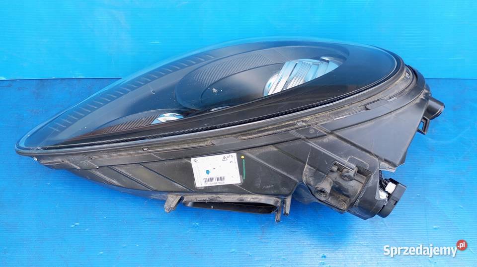 LAMPA REFLEKTOR PRAWY PRZÓD EU 7P5941032BB osobowe