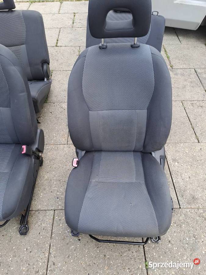 Toyota Rav 4 II 5D 4WD 4x4 komplet foteli plus Jastrzębie-Zdrój