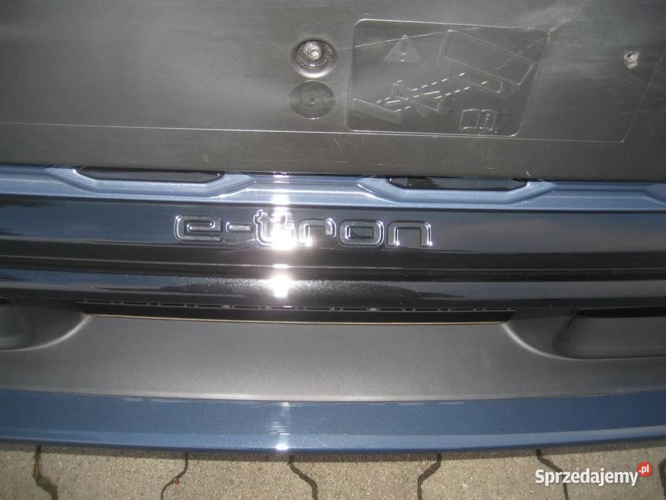 audi Q6 e tron s line 2425r zderzak przedni Rakoniewice