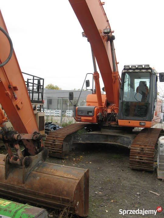 Syndyk sprzeda 3 koparki różnych marek Biznes i Przemysł Warszawa