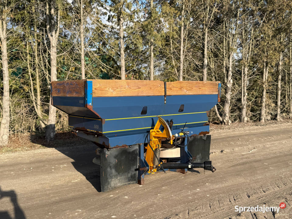 Rozsiewacz BOGBALLE DZ Trend 1500 L 2000 L 1624 Kozula