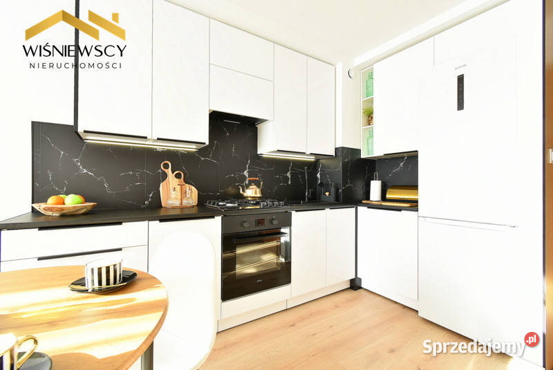 Mieszkanie 2 pokoje 33m2 generalnym remoncie piwnica Dobre Miasto