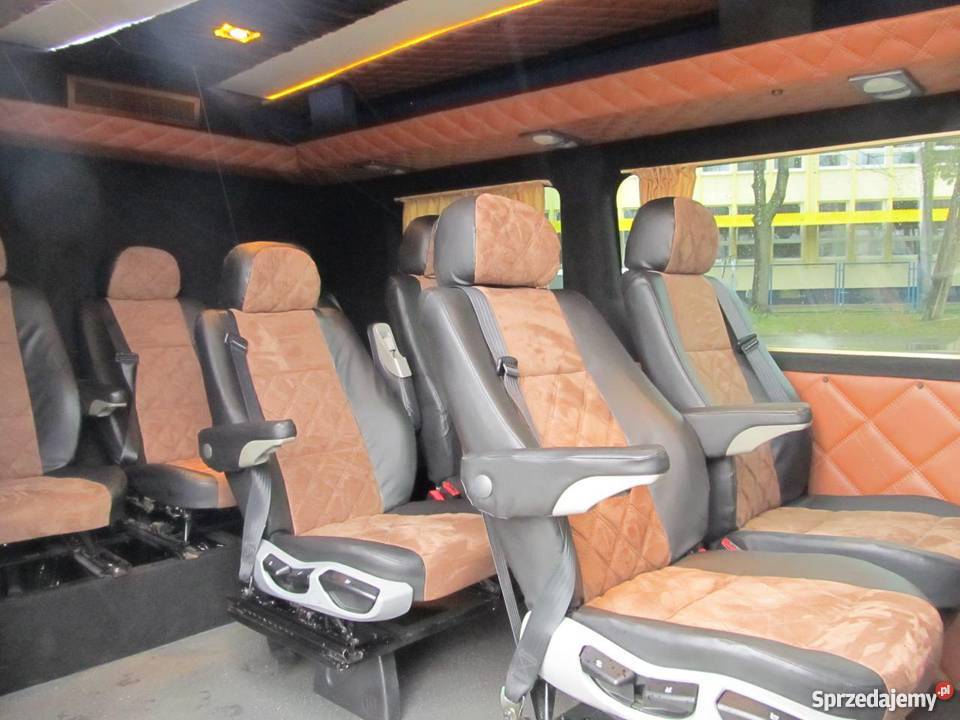 Wygodne busy Niemcy Holandia busem bus do Krosno