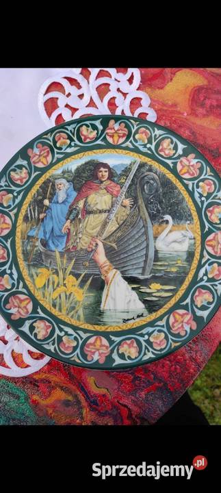 Kolekcjonerski talerz porcelanowy sygnowany Antyki sprzedam