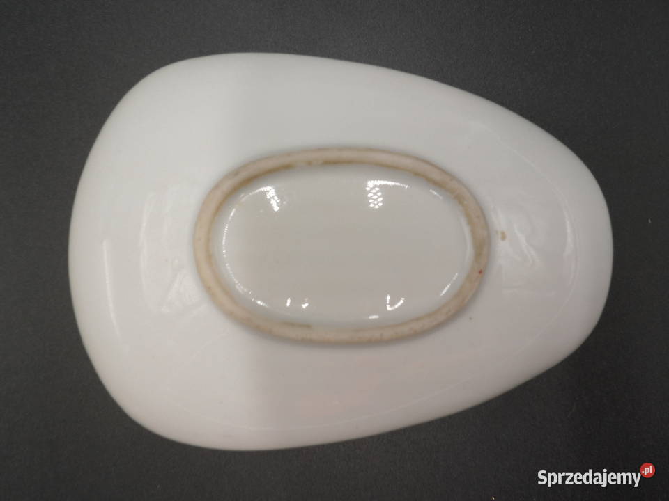 Porcelanowa paterka z sylwetkami Koni wielkopolskie Raszków sprzedam