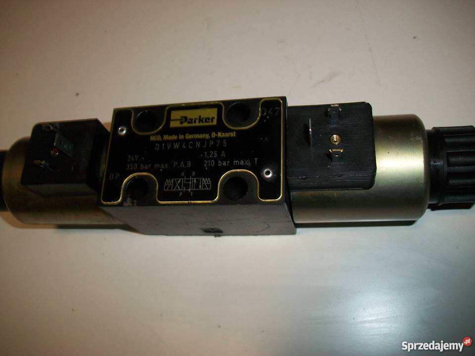 Rozdzielacz D1VW4CNJP75