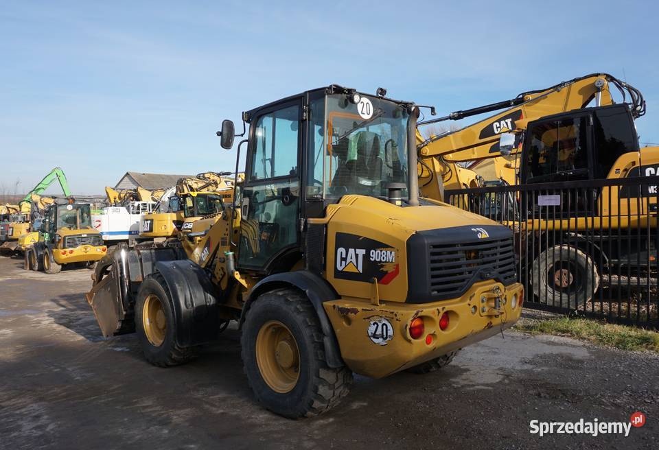 Ładowarka CAT 908 M 2020