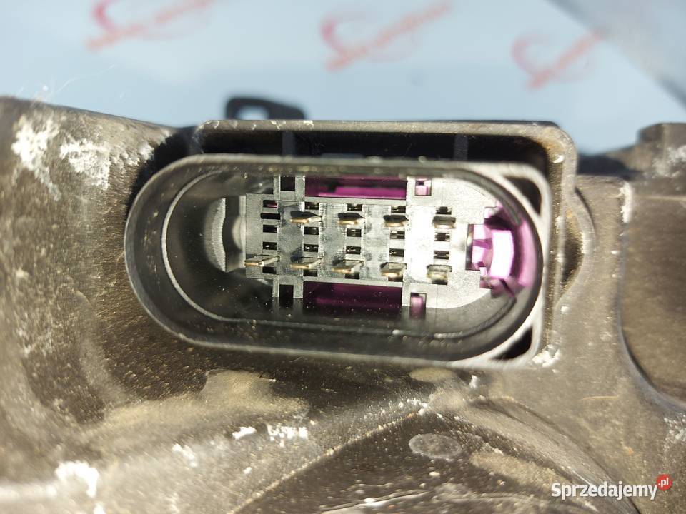 MERCEDES CLC CL203 10r lampa prawa przód ANGLIK osobowe świętokrzyskie Kielce