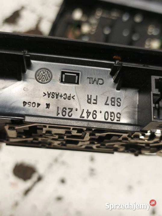 LAMPKA PODSUFITKI KOMPLET CZARNA GTI 5D HB osobowe świętokrzyskie