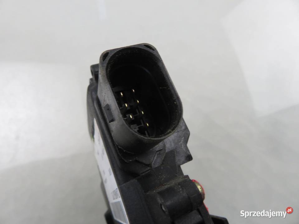 ZAMEK PRAWY TYLNY AUDI A4 B6 8E0839016C