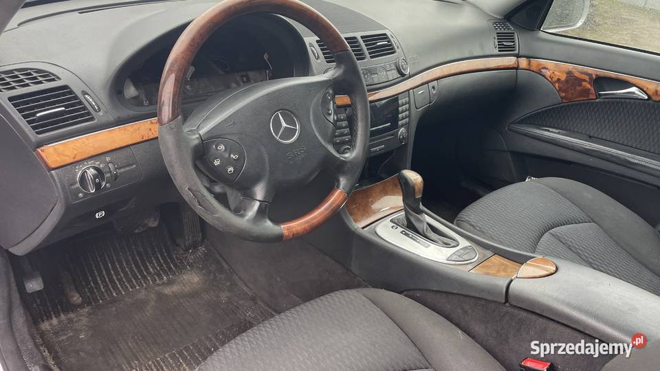 MercedesBenz E W211 Kombi kolor C744 NA CZĘŚCI łódzkie Piotrków Trybunalski