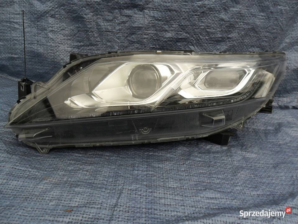 Mitsubishi Eclipse Cross reflektor prawy przedni wielkopolskie Nowy Tomyśl