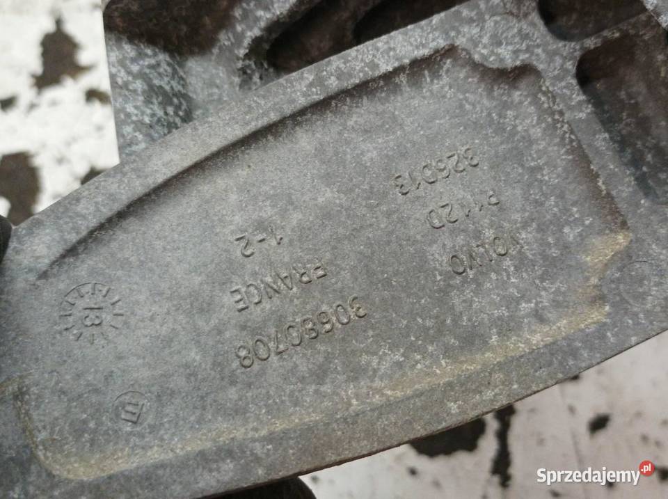 ŁAPA WSPORNIK 30680708 32 24V Volvo XC 90 I świętokrzyskie sprzedam