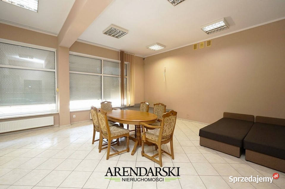 BUDYNEK W ZABUDOWIE ŚRÓDMIEJSKIEJ WITNICA