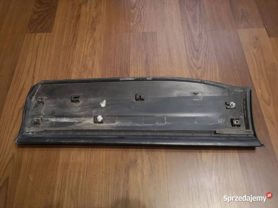 VW Tiguan 5N0 Listwa Drzwi Prawy Tył i Lewy