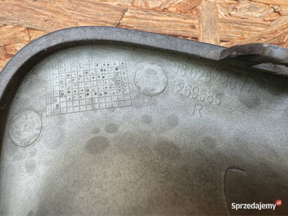 Listwa zderzaka przód lewa prawa peugeot 2008 I Międzychód sprzedam
