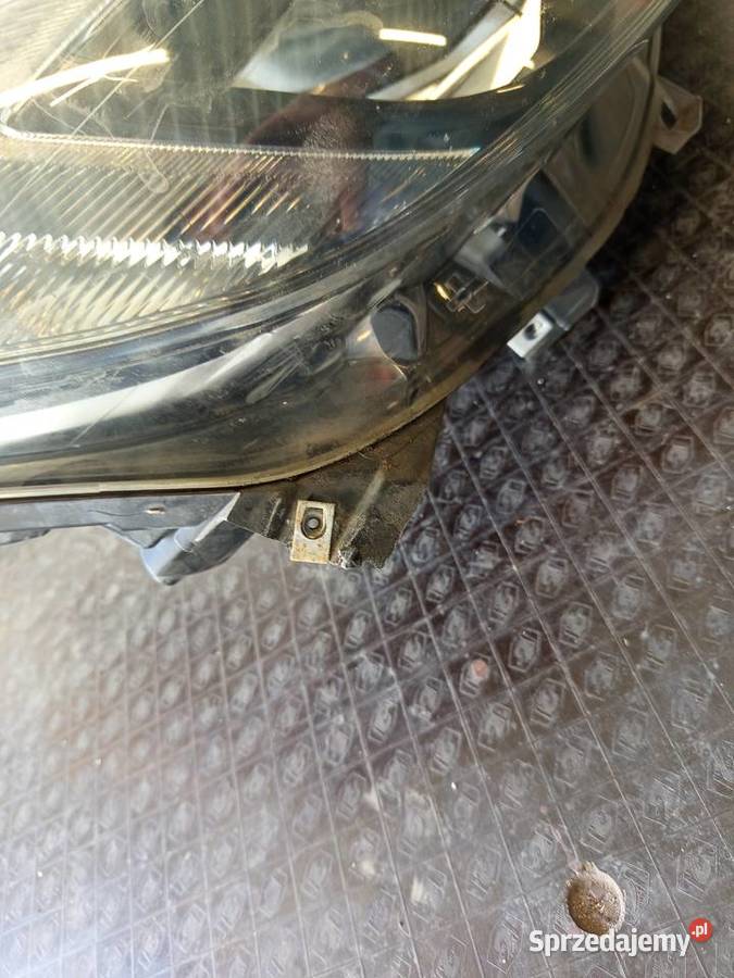 Reflektor prawy astra j lift orginalna hella