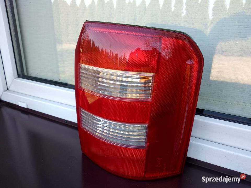 Audi A2 lampa tył tylna prawa wkład oprawka Sieradz