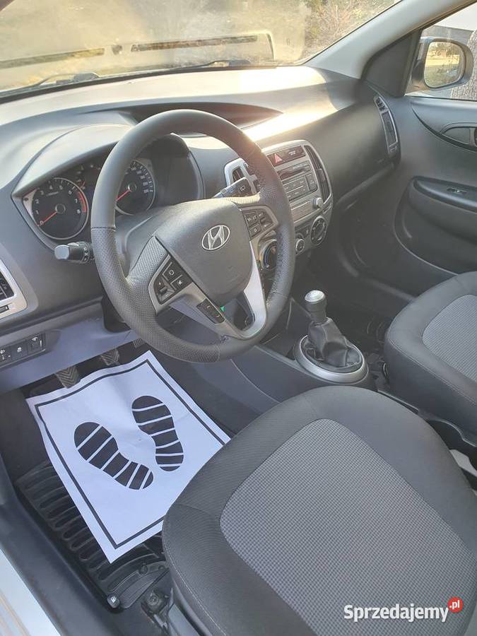 Hyundai i20 II 12 12 benzyna sprzedam