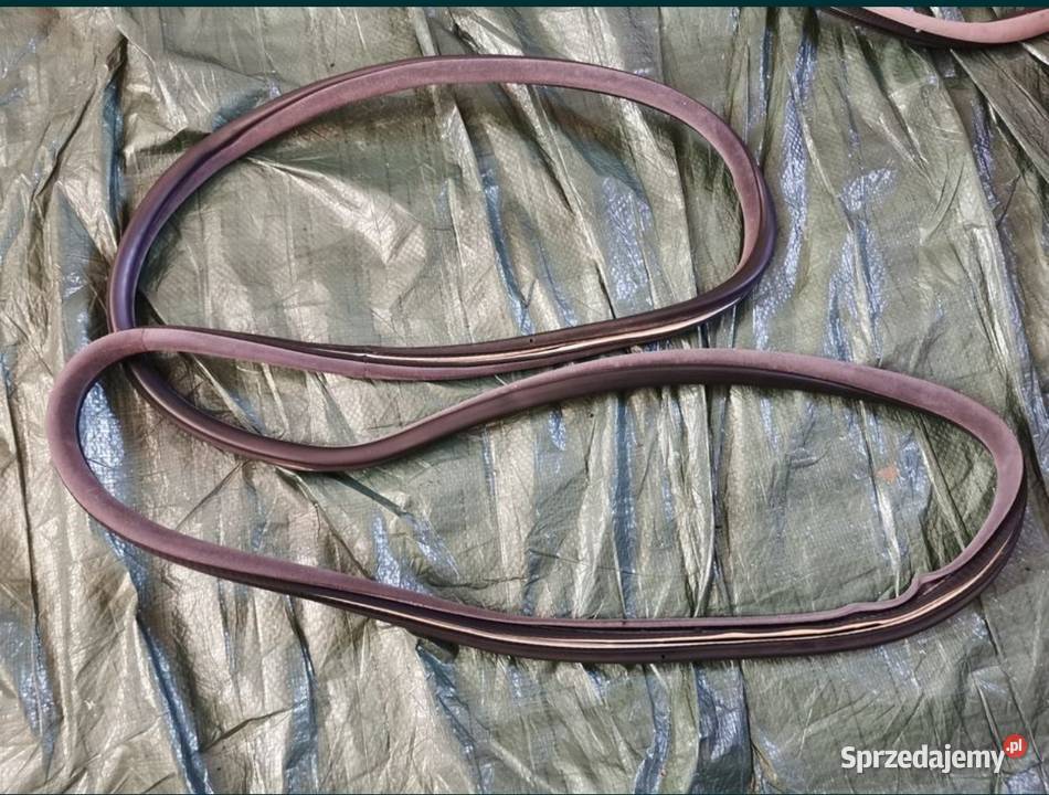 Uszczelka drzwi lewy tył BMW E34 kombi Żory sprzedam