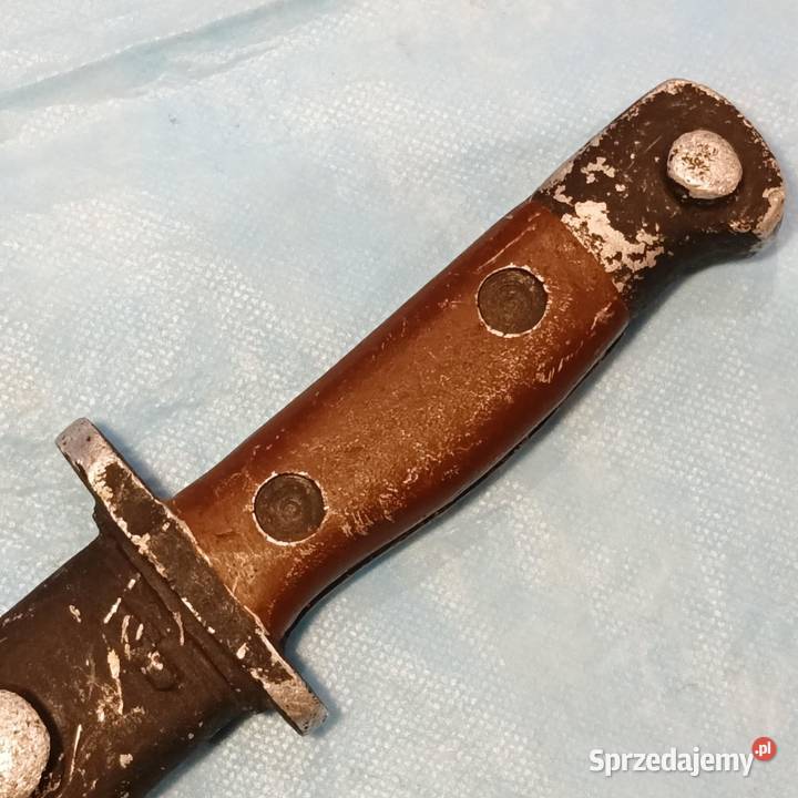 Rekwizyt bagnet Angielski 1907 z Łódzkiej Łódź