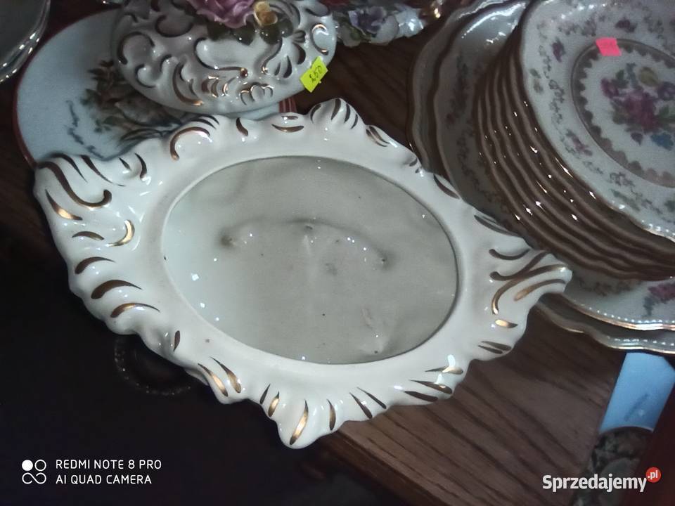 Puzdro Dresden z różyczką na pokrywce Gdańsk