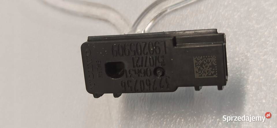 VOLVO V60 XC60 LAMPA OŚWIETLENIE TUNELU 32260256 osobowe
