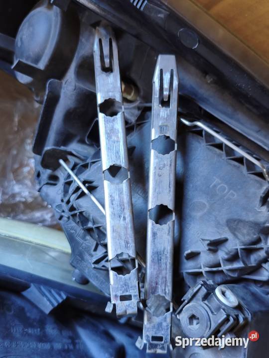 Lampy przednie Megane 3 PH1 Oświetlenie Gliwice