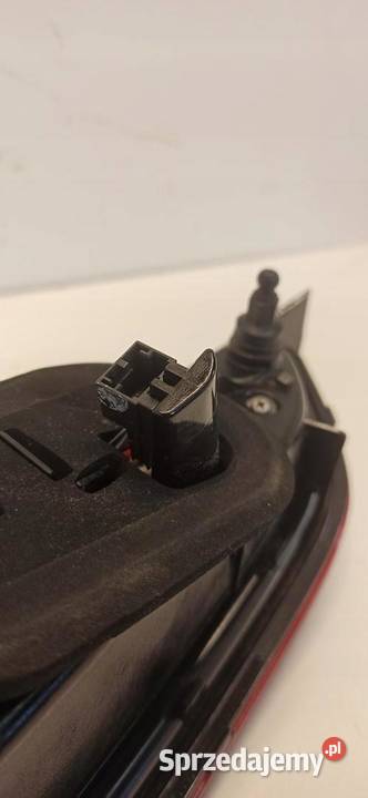 AUDI Q5 2015 LAMPA LEWY TYŁ LIFT 8R0945093C
