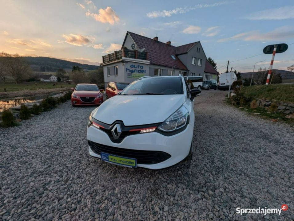 Renault Clio Intens model 2016 stary silnik 12 Rok produkcji 2015 Kamienna Góra sprzedam