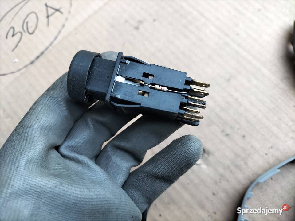 PEUGEOT 306 WŁĄCZNIK ŚWIATEŁ AWARYJNYCH Kamień-Kolonia