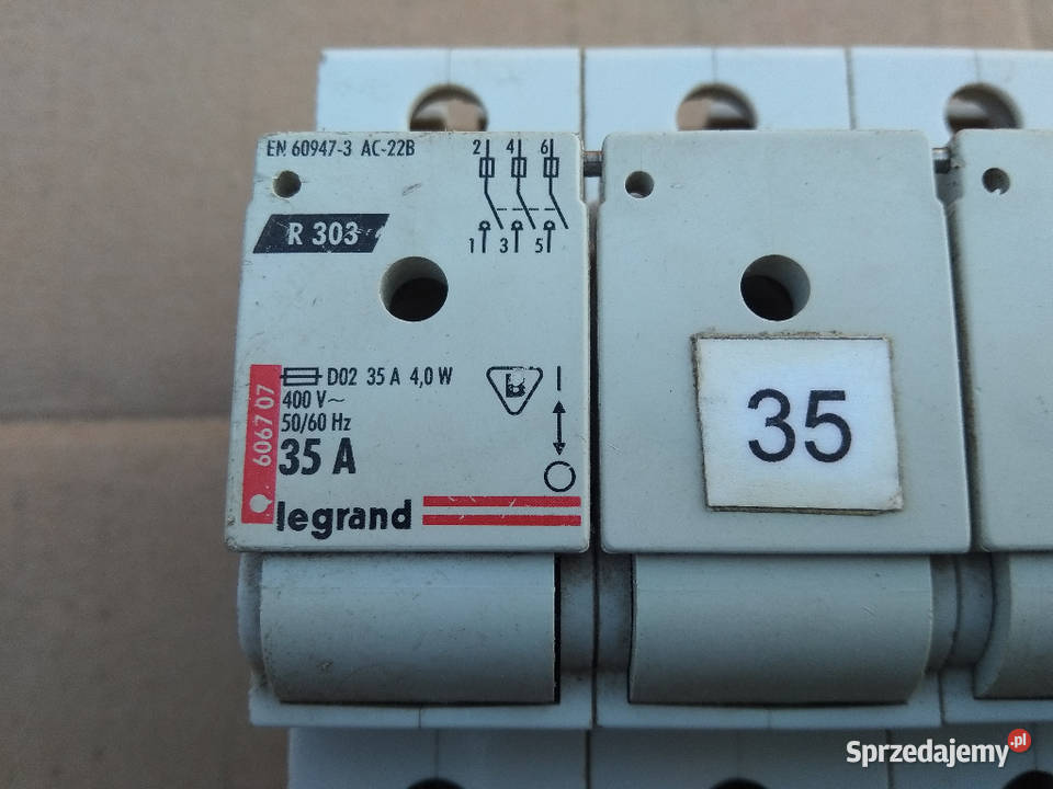 Legrand Rozłącznik bezpiecznikowy R 303 35 A 3P warmińsko-mazurskie Elbląg sprzedam