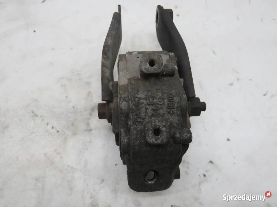 PODUSZKA SILNIKA VOLVO S60 II V60 20 D4 8070A116 sprzedam