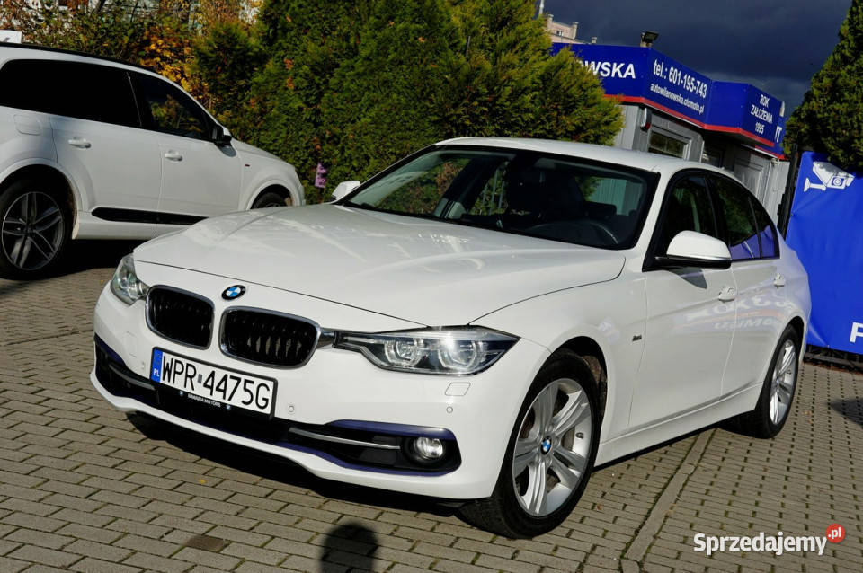 BMW 318 salon Polska super stan Sport Line komputer pokładowy Warszawa