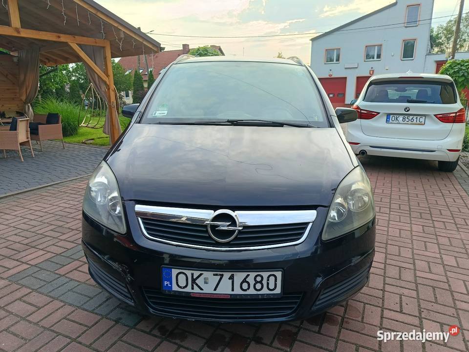 Opel Zafira 18 Benzyna 7 Osobowy manualna sprzedam