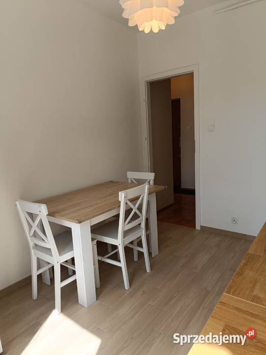 NA WYNAJEM KAWALERKA W SPOKOJNYM CENTRUM GDYNI oddzielna kuchnia Gdynia