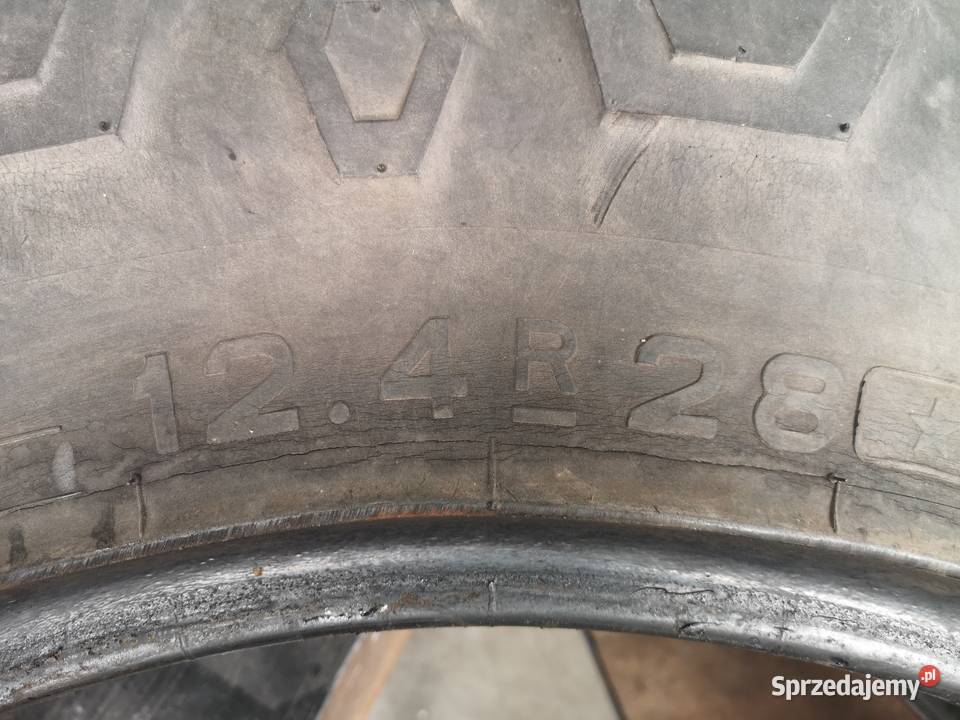 Opony opona 124 R 28 ciapek C330