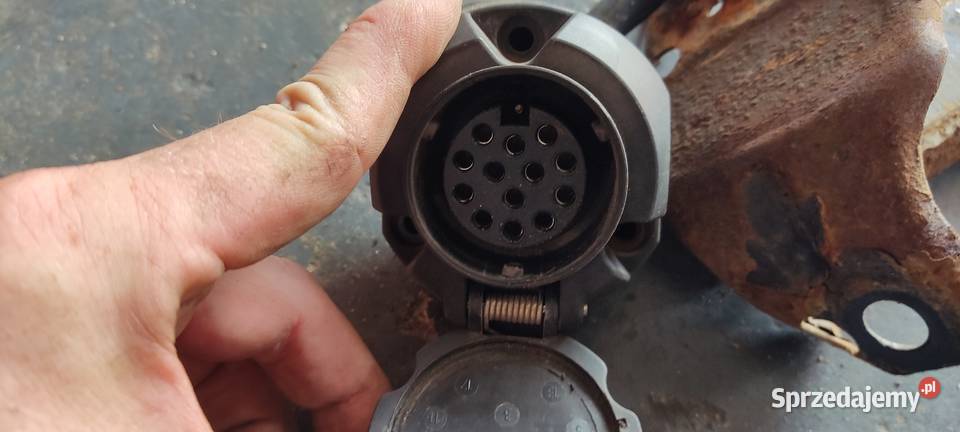 Kulka końcówka haka z gniazdem Rok produkcji 2008 Gniezno